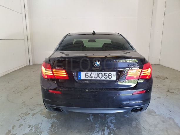 BMW 740D · Ano 2010