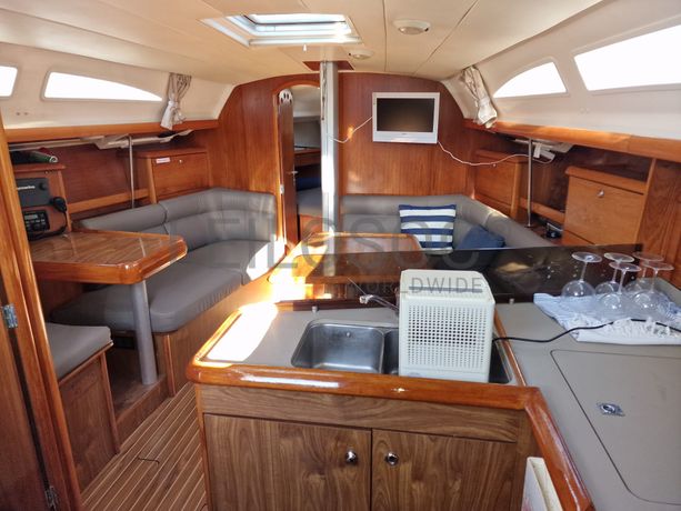 Veleiro de cruzeiro "Jeanneau Sun Fast 37"