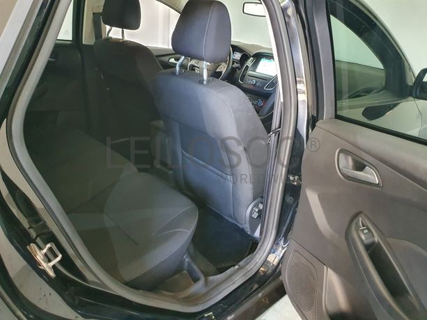 Ford Focus 1.0 · Ano 2017