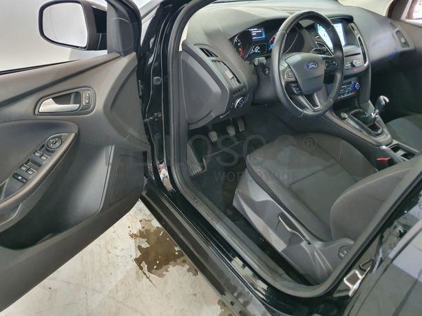 Ford Focus 1.0 · Ano 2017
