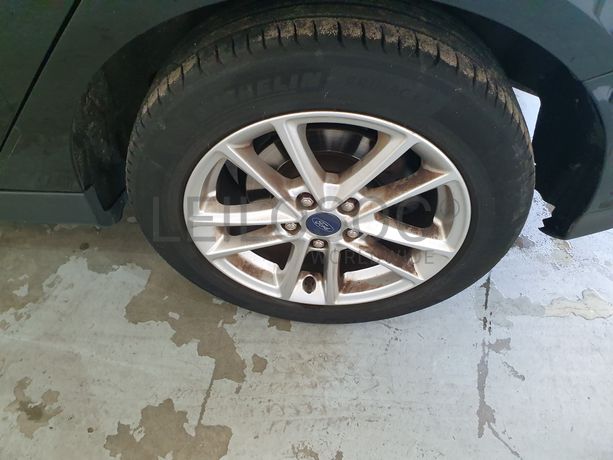 Ford Focus 1.0 · Ano 2017