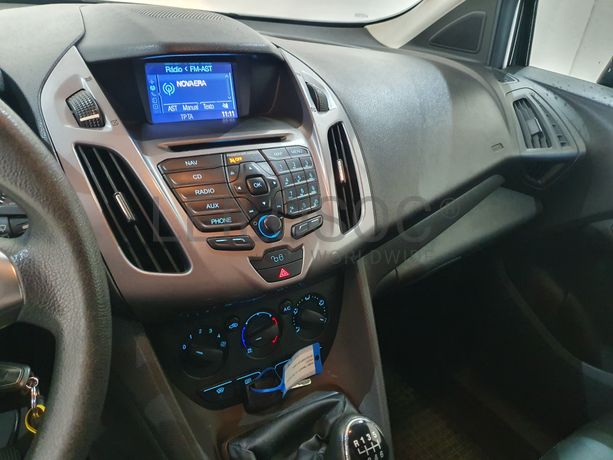 Ford Transit Connect 1.6 TDCI · Ano 2015