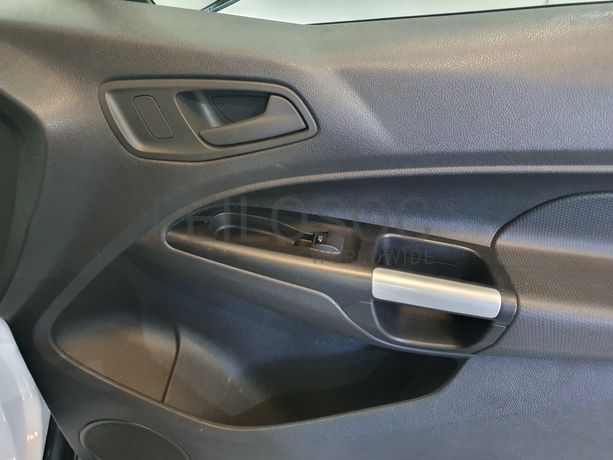 Ford Transit Connect 1.6 TDCI · Ano 2015