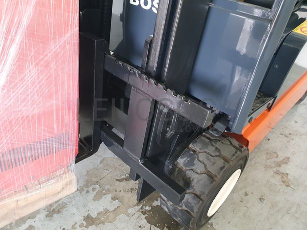 Empilhador Elétrico Boss · Ano 2005