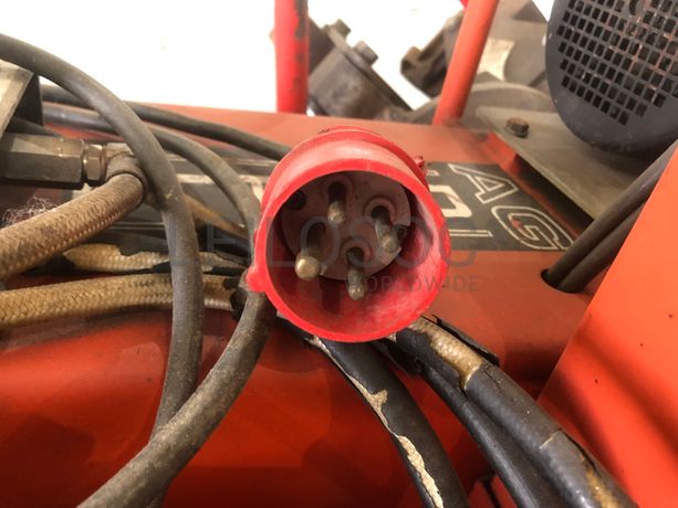 Máquina Desmontar Pneus