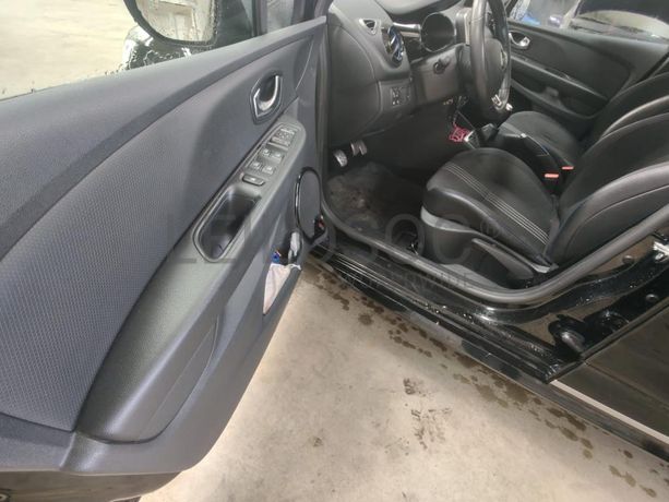 Renault Clio · Ano 2018 92-UT-14