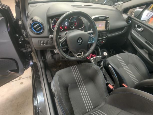 Renault Clio · Ano 2018 92-UT-14