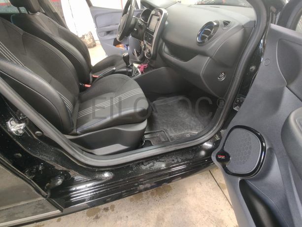 Renault Clio · Ano 2018 92-UT-14