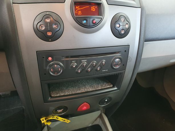 Renault Mégane · Ano 2003