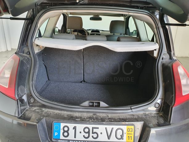 Renault Mégane · Ano 2003