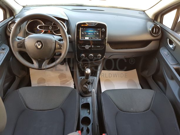 Renault Clio Break 1.5 DCI · Ano 2014