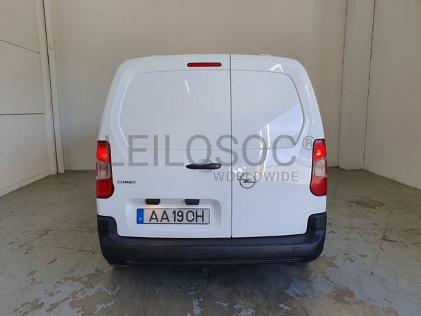 Opel Combo · Ano 2020