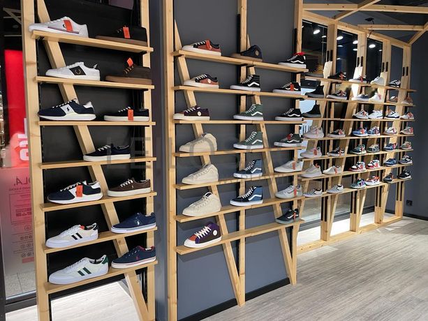 Artigo de Desporto · Equipamento Diverso · Veículo Ligeiro de Mercadorias