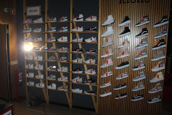 Artigo de Desporto · Equipamento Diverso · Veículo Ligeiro de Mercadorias