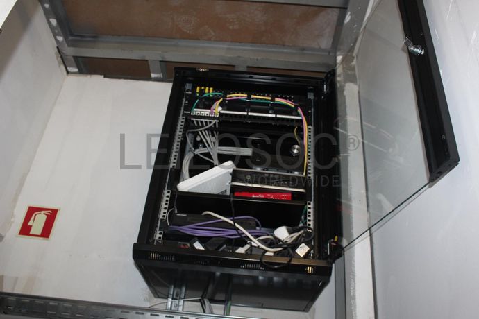 Artigo de Desporto · Equipamento Diverso · Veículo Ligeiro de Mercadorias