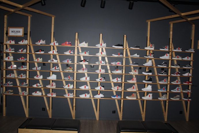 Artigo de Desporto · Equipamento Diverso · Veículo Ligeiro de Mercadorias