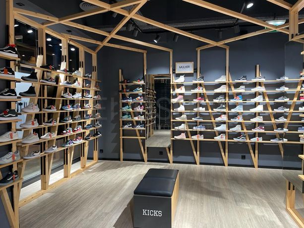 Artigo de Desporto · Equipamento Diverso · Veículo Ligeiro de Mercadorias