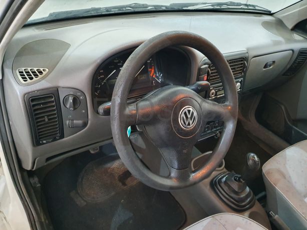 Volkswagen Caddy 1.9 SDI · Ano 2003
