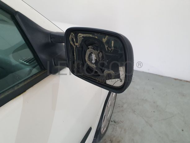 Volkswagen Caddy 1.9 SDI · Ano 2003