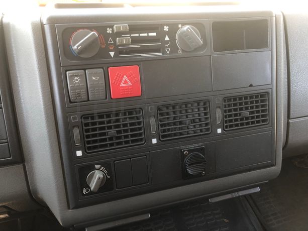 Iveco Eurocargo 80 E 15 · Ano 1997