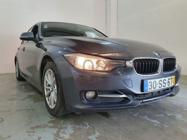 BMW 320D · Ano 2013