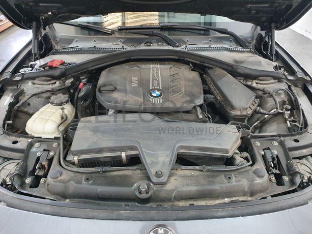 BMW 320D · Ano 2013