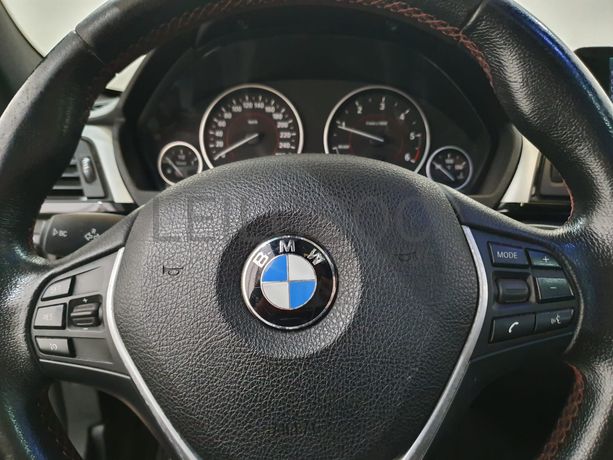 BMW 320D · Ano 2013