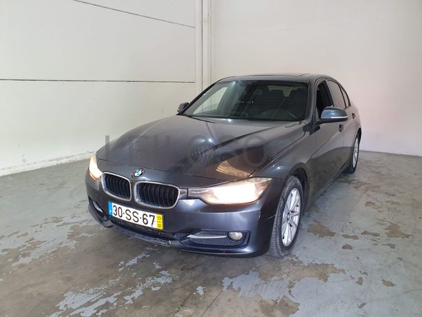 BMW 320D · Ano 2013