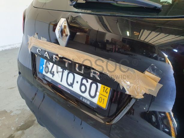 Renault Captur 1.5 DCI · Ano 2014