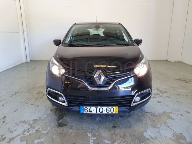 Renault Captur 1.5 DCI · Ano 2014