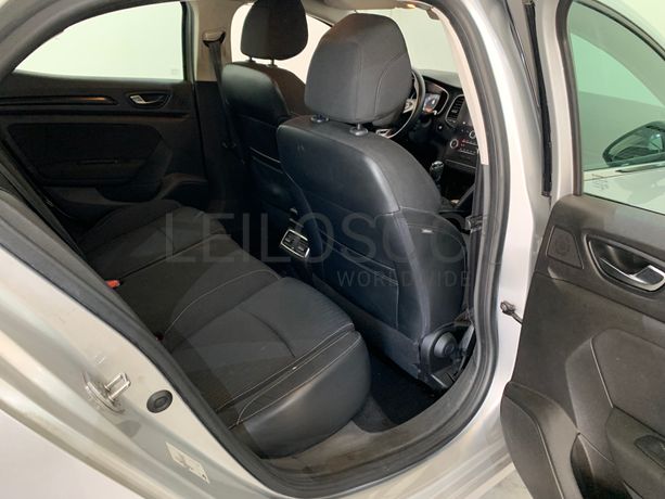 Renault Mégane 1.5 · Ano 2016