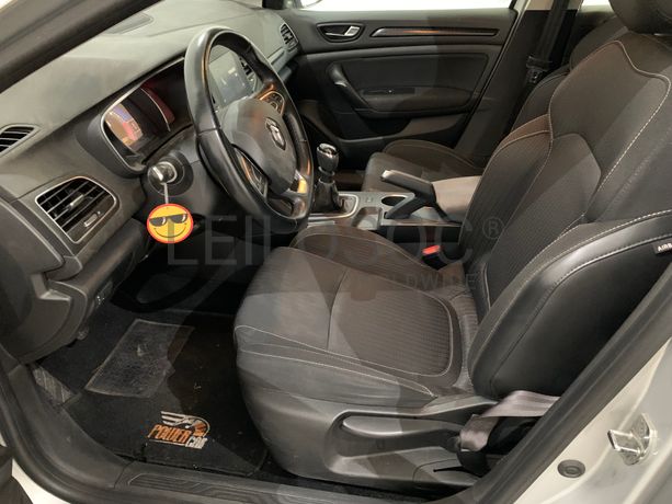 Renault Mégane 1.5 · Ano 2016