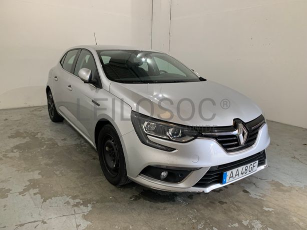 Renault Mégane 1.5 · Ano 2016