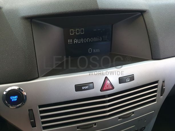 Opel Astra GTC · Ano 2010