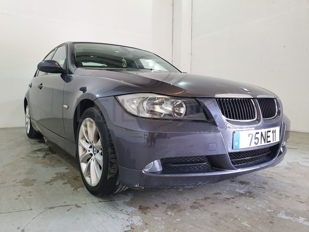 BMW 318D · Ano 2008