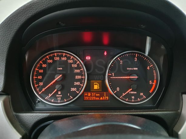 BMW 318D · Ano 2008