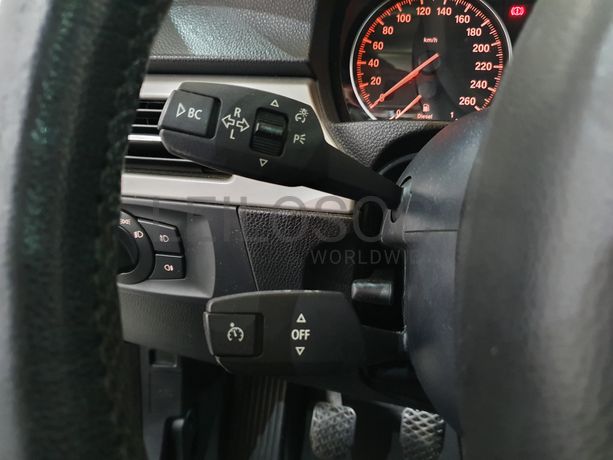 BMW 318D · Ano 2008