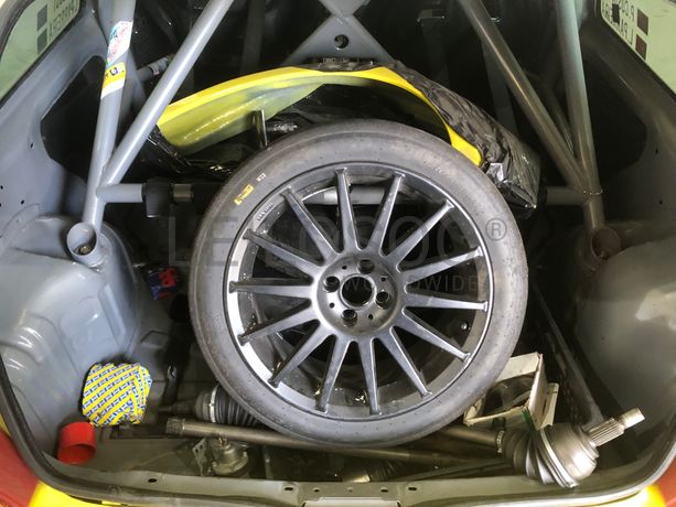 Renault Clio · Ano 2001