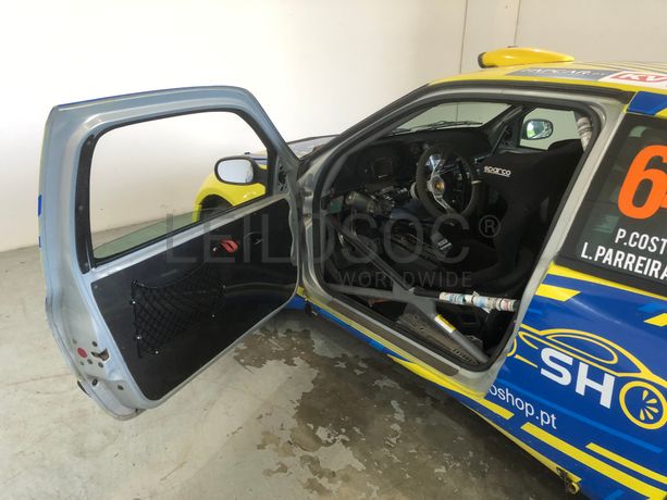 Renault Clio · Ano 2001