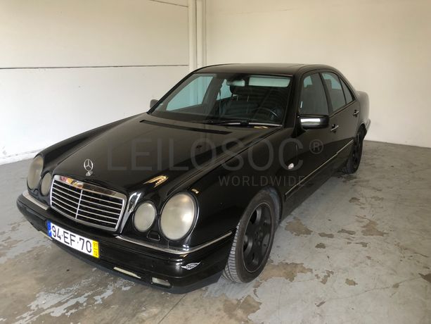 Mercedes-Benz E300 · Ano 1997