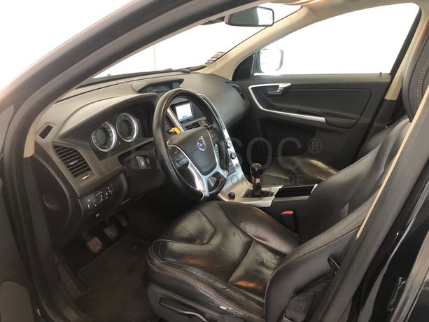 Volvo XC60 · Ano 2010