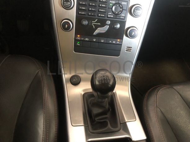 Volvo XC60 · Ano 2010