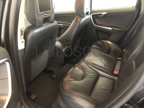 Volvo XC60 · Ano 2010
