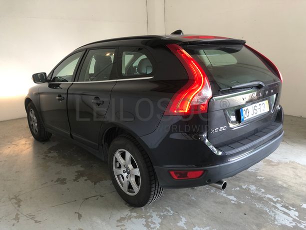 Volvo XC60 · Ano 2010