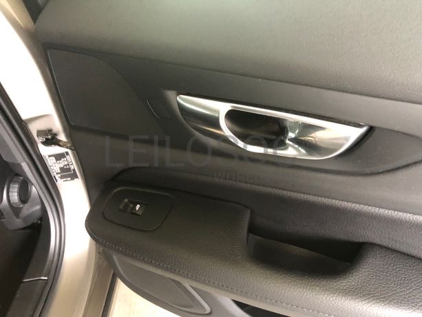 Volvo V60 2.0 T8 AWD TE Inscription · Ano 2019