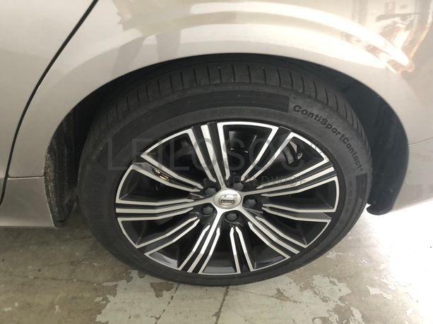 Volvo V60 2.0 T8 AWD TE Inscription · Ano 2019