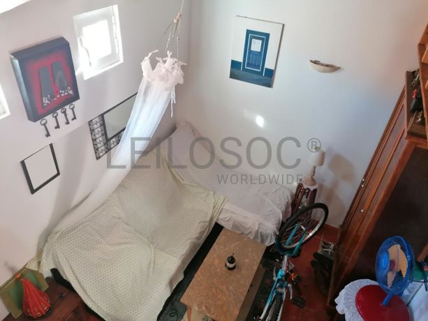 1/9 de Moradia + 1/4 de Arrecadação · Mértola, Beja