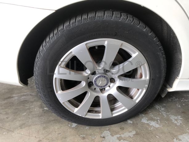 Mercedes-Benz C200 CDI · Ano 2012