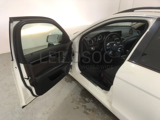 Mercedes-Benz C200 CDI · Ano 2012