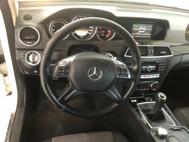 Mercedes-Benz C200 CDI · Ano 2012